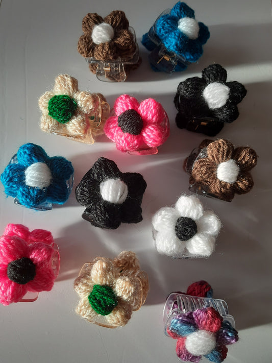 Handmade Woolen Flower Claw Clips – Crochet Floral Hair Accessories