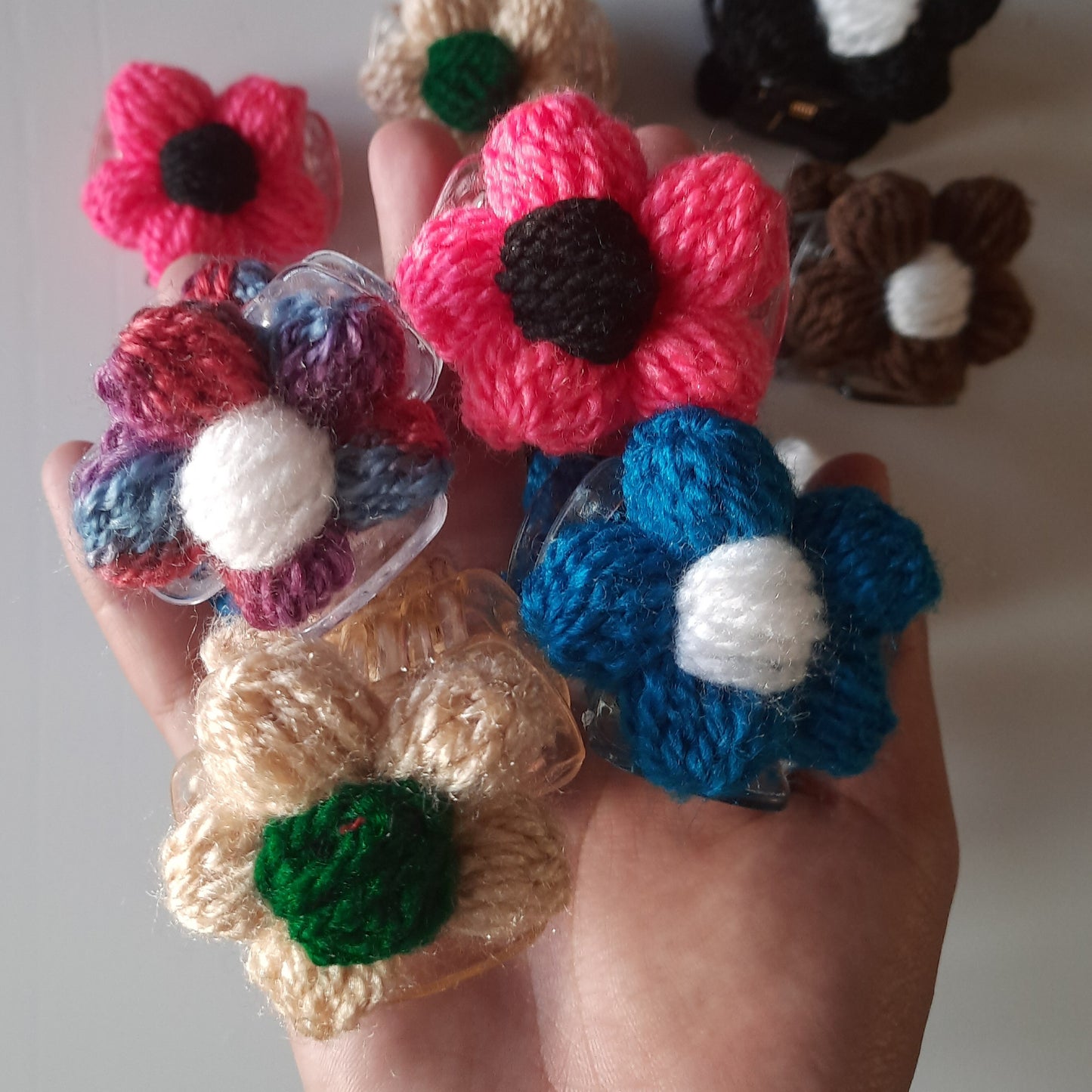Handmade Woolen Flower Claw Clips – Crochet Floral Hair Accessories
